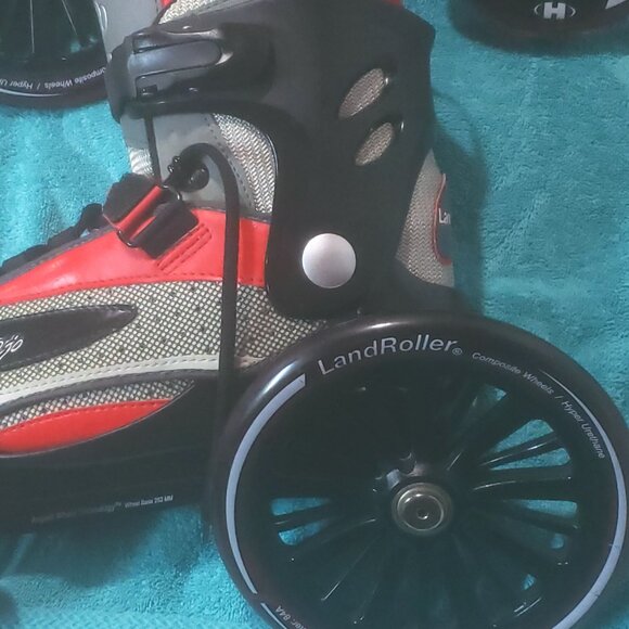 Landrollers (Cesar Millan Wears!) - Picture 5 of 7